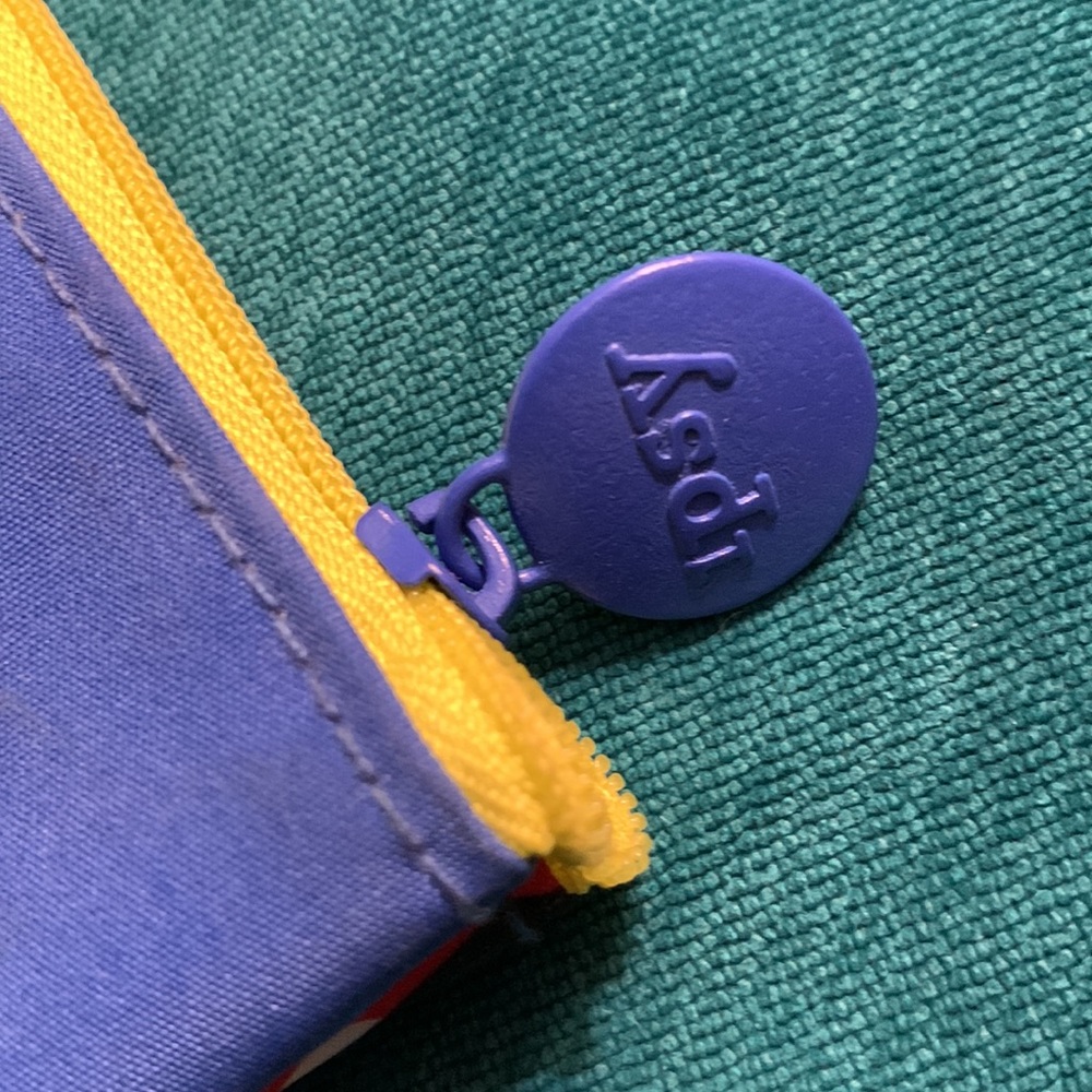 Colorful ipsy pouch - Picture 4 of 5